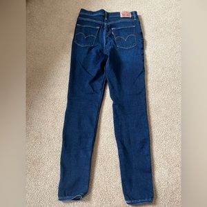 Women’s Levi’s 720 - High Rise Skinny Dark Denim Jean